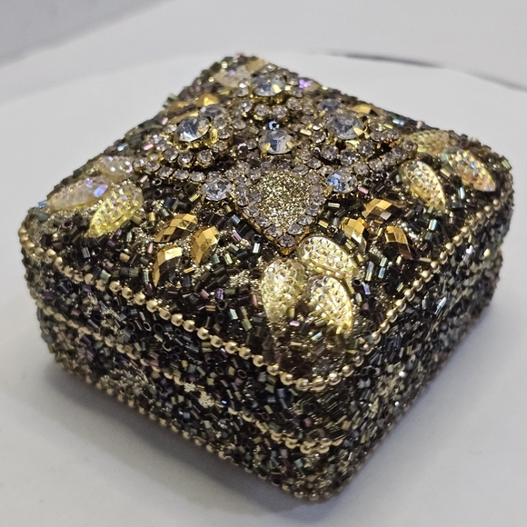 BOHO Gold & Colored Beads - Beaded Metal Trinket Box Small Vintage ** READ ** - Picture 3 of 9